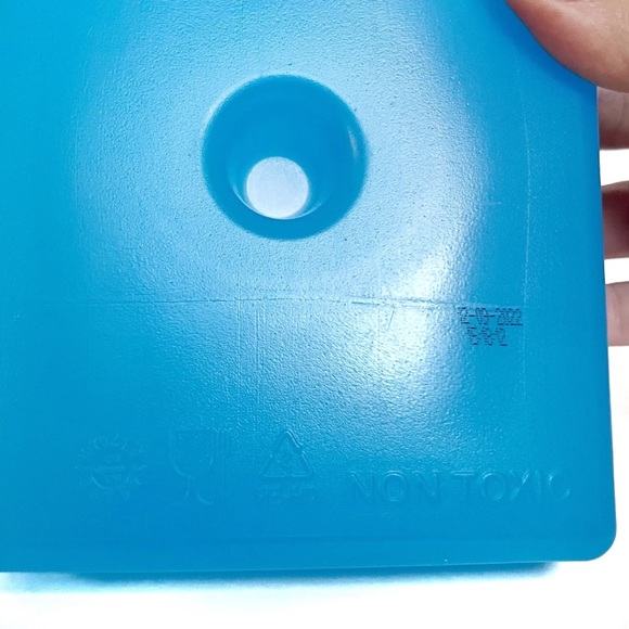 Lot of 4 Ice Packs Cryopak Non-Toxic Reusable Lunch Bag Injury Package Transport - Picture 5 of 8